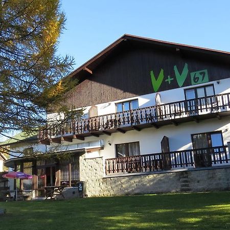 V+V Pension Harrachov Buitenkant foto