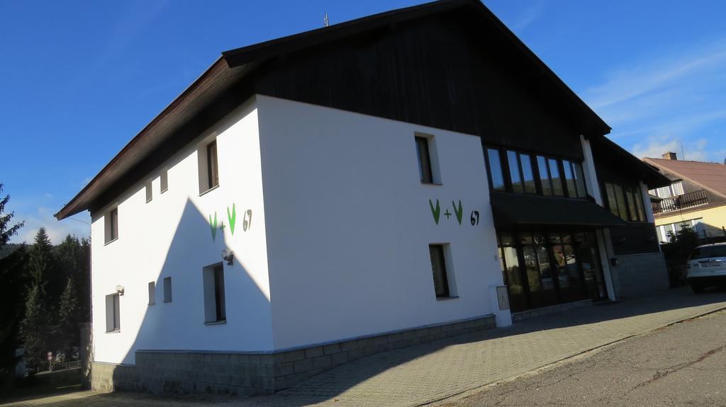 V+V Pension Harrachov Buitenkant foto
