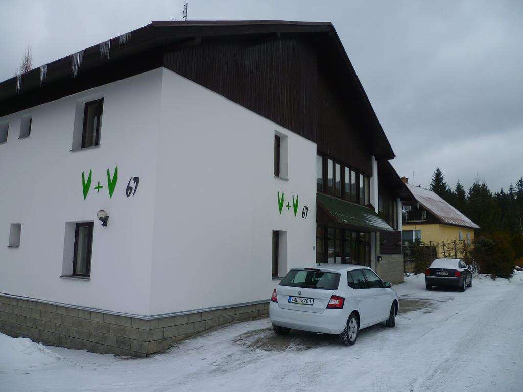 V+V Pension Harrachov Buitenkant foto