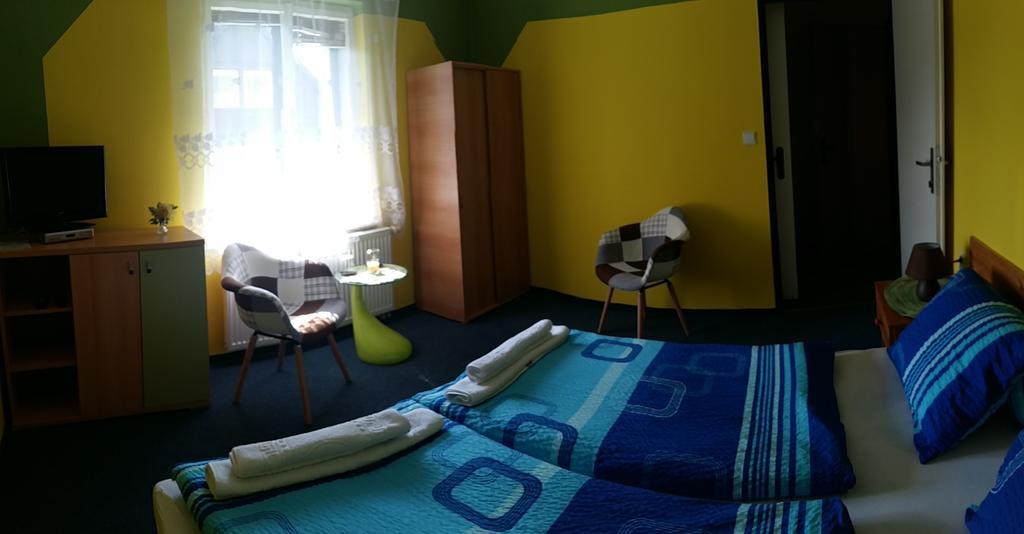 V+V Pension Harrachov Buitenkant foto